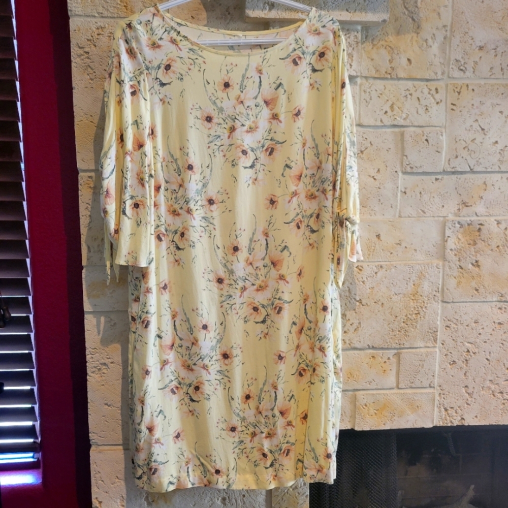 FLORAL DRESS